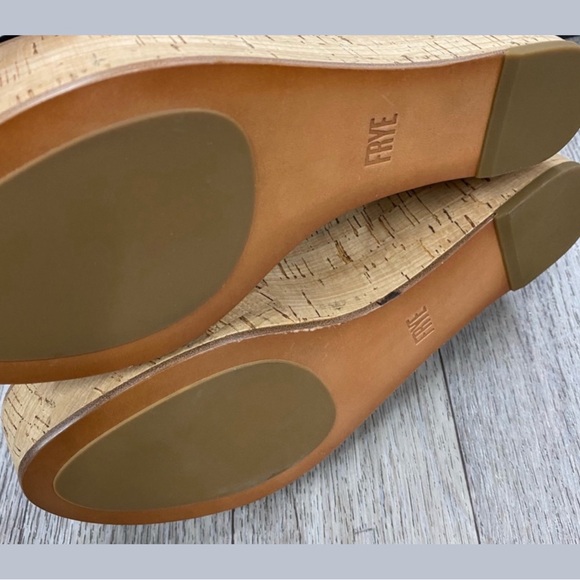 FRYE Heather Gladiator Platform Wedges in Black! - Picture 7 of 7